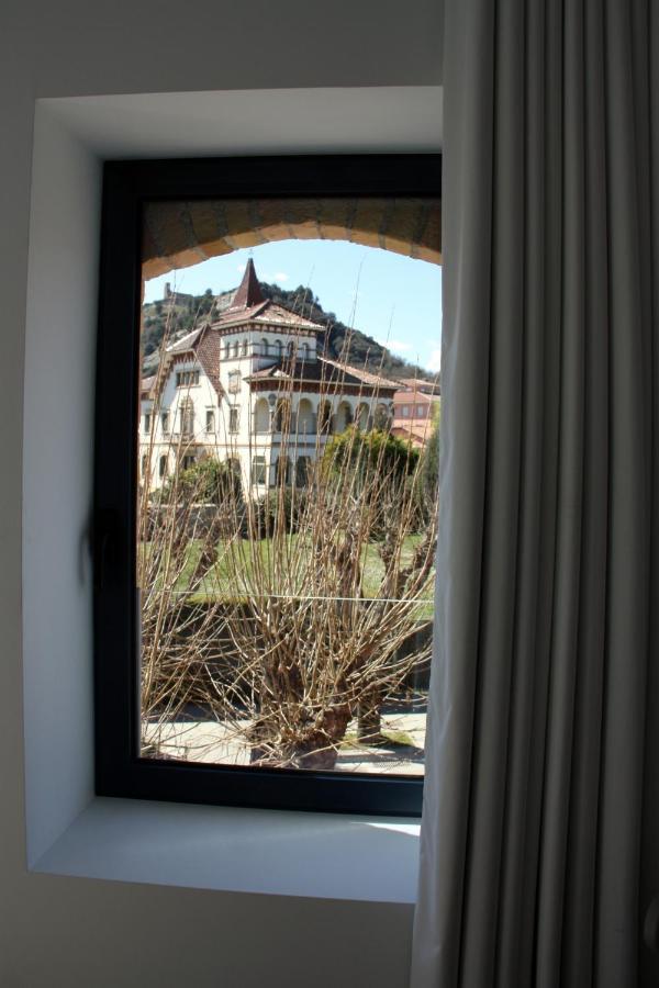 Torre De La Ferreria Apartment Tona ภายนอก รูปภาพ