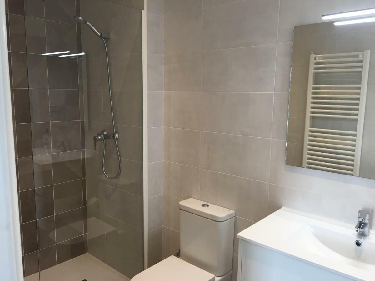 Torre De La Ferreria Apartment Tona ภายนอก รูปภาพ