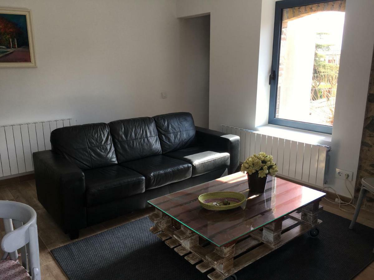 Torre De La Ferreria Apartment Tona ภายนอก รูปภาพ